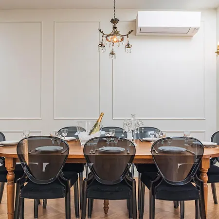 Aux Clefs Des Sacres Le Neufchatel Jacuzzi Et Sauna Apartmán Remeš