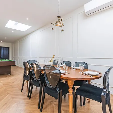 Aux Clefs Des Sacres Le Neufchatel Jacuzzi Et Sauna Apartmán *