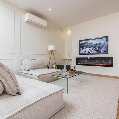 Apartmán Aux Clefs Des Sacres Le Neufchatel Jacuzzi Et Sauna Remeš