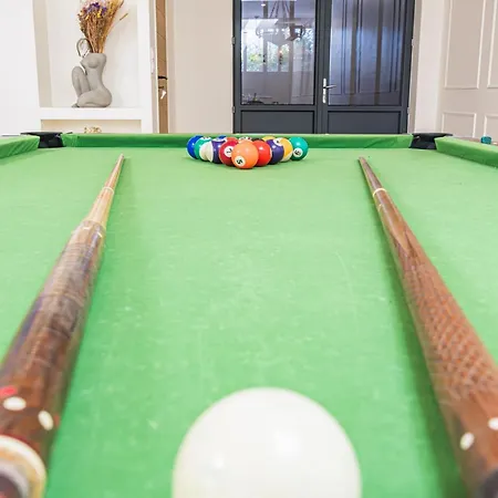 Aux Clefs Des Sacres Le Neufchatel Jacuzzi Et Sauna Apartmán